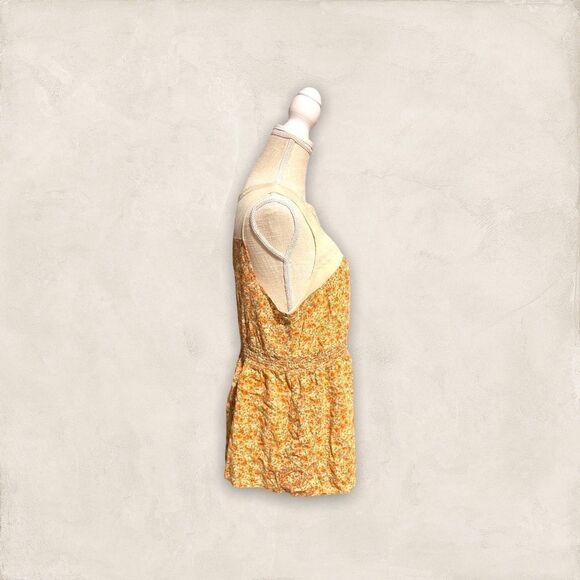 Iris Basic | Women’s Sleeveless Boho Floral Prairie Blouse Large - Picture 3 of 8